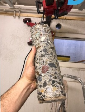 Bohrkern aus einer Betondecke